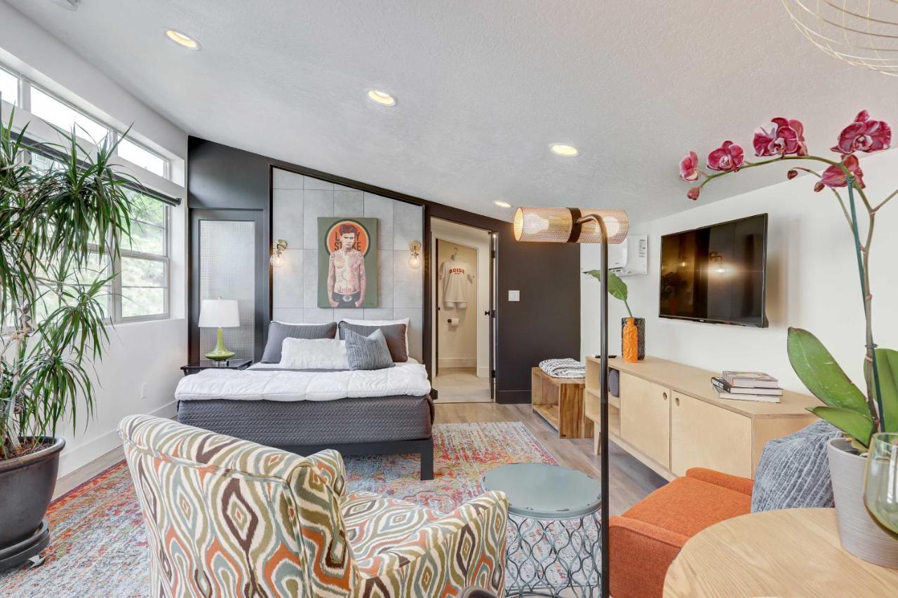 Stylish And Modern Boise Studio With Foothills Views! エクステリア 写真